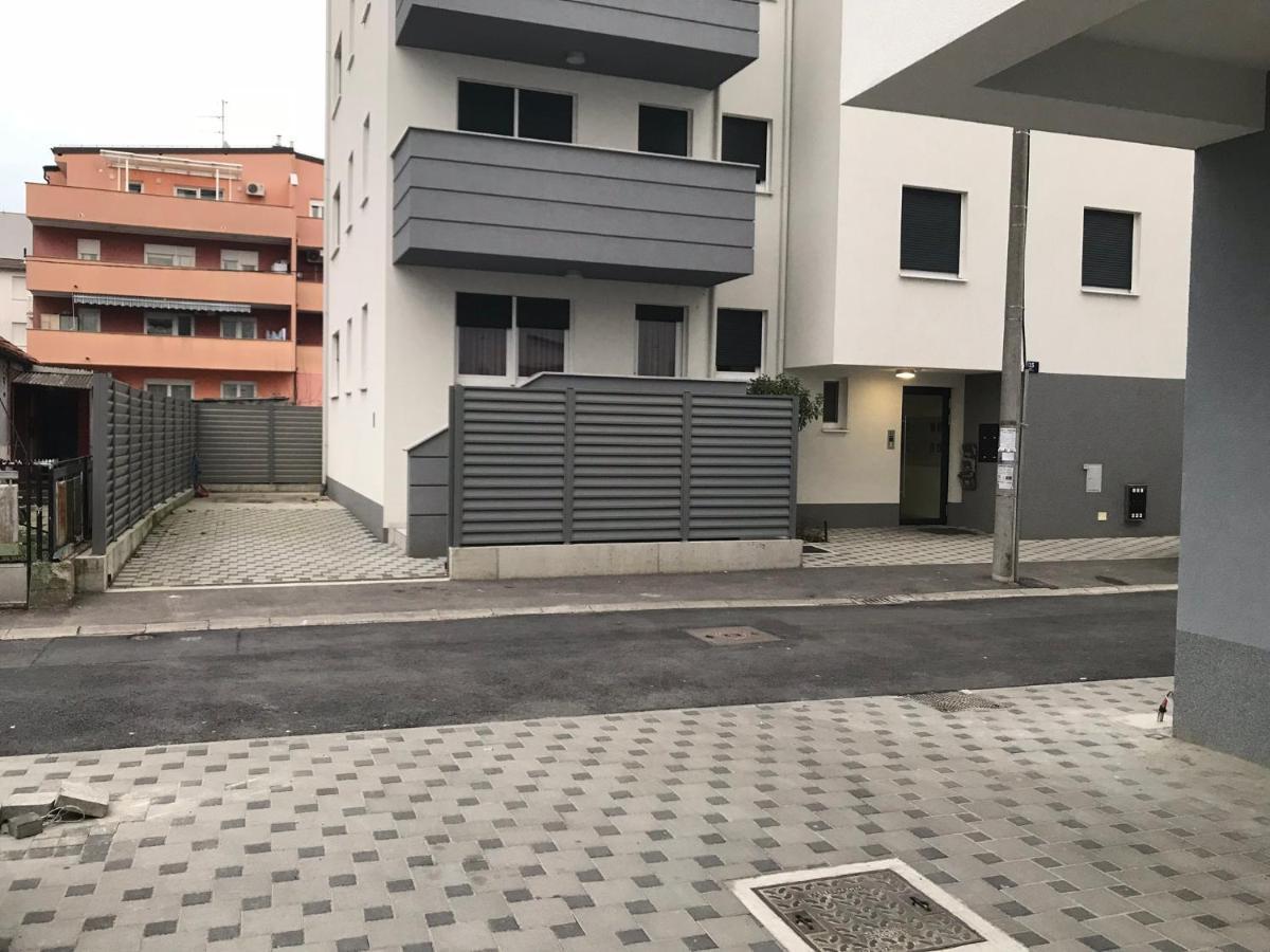 Apartment Sara - Free Parking For 2 Cars Zagrzeb Zewnętrze zdjęcie